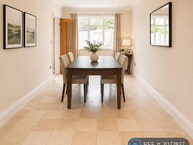 House for rent in Lane, Greater London