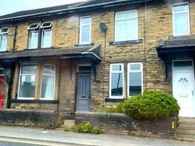 House for rent in Brighouse Trade Park, Calderdale