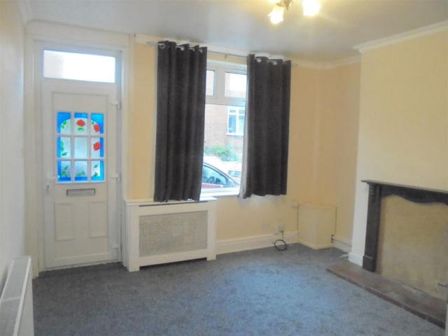 House for rent in Huthwaite, East Midlands