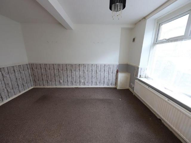 House for rent in Miskin, Wales