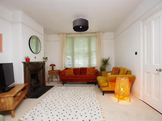 House for rent in Old Town, Swindon