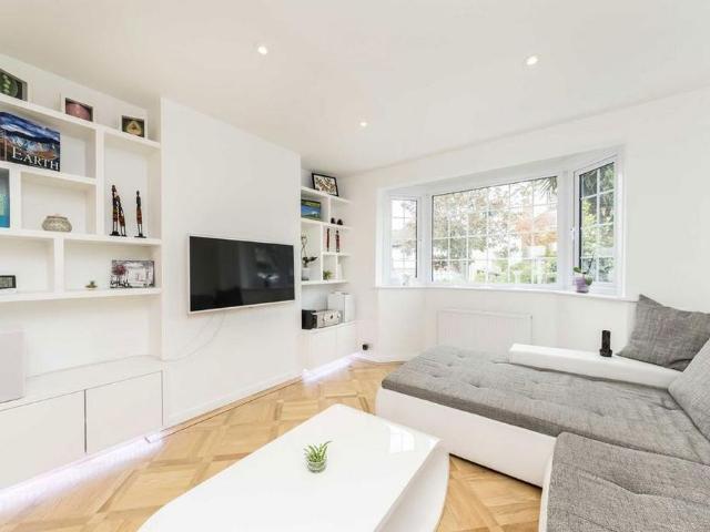 House for rent in London Borough of Merton, Greater London