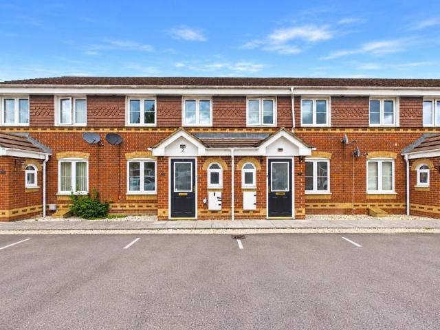 House for rent in Hounsome Fields, Priest Down