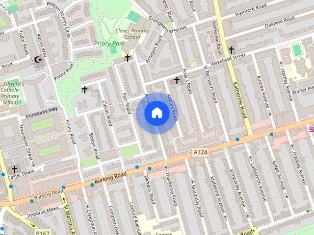 Townhouse for rent in Plashet, Greater London