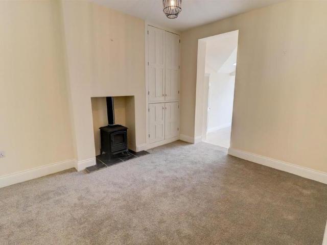 House for rent in Sydenham, Warwick