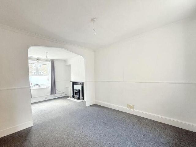 House for rent in Cimla, Neath
