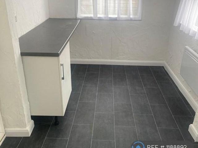 House for rent in Fishersgate, West Sussex
