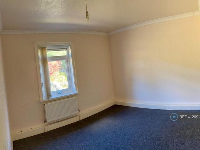 House for rent in Lascelles Hall, Kirkburton