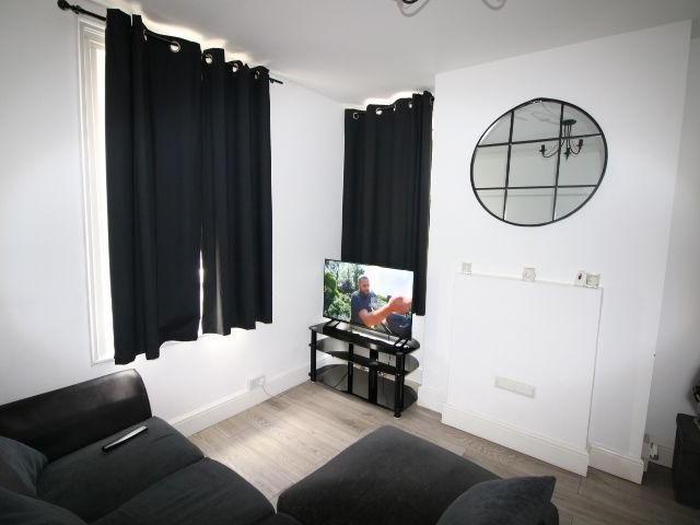 House for rent in Luton, Chatham