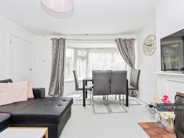 House for rent in Aylesbury, Buckinghamshire