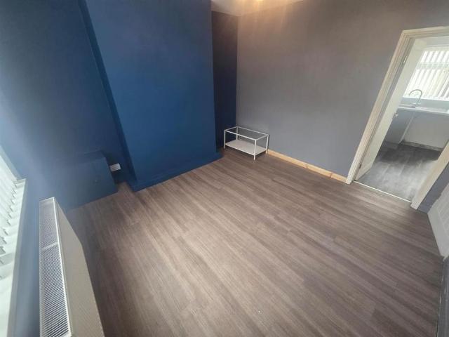 House for rent in Rossmore, Cheshire