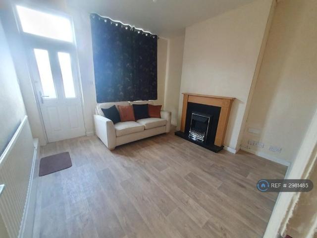 House for rent in Lenton Abbey, Haddon