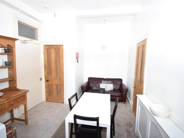House for rent in Hillside, Leith
