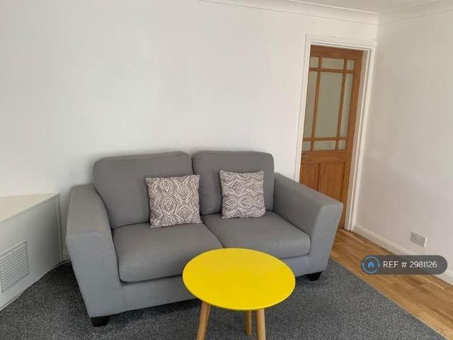 House for rent in Brompton, Gillingham