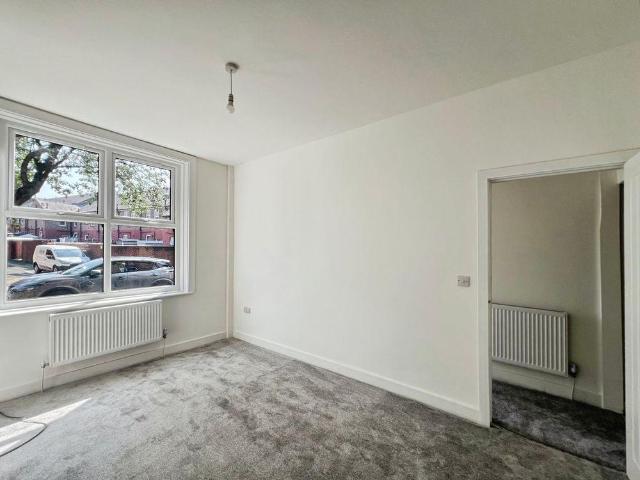 House for rent in The Haulgh, Lee Bank