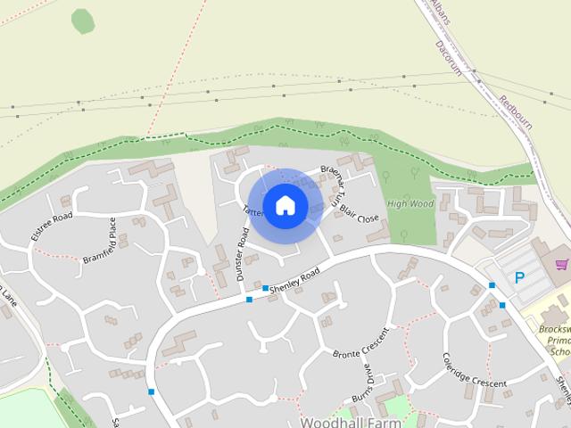 Townhouse for rent in Woodhall Farm, Pouchen End