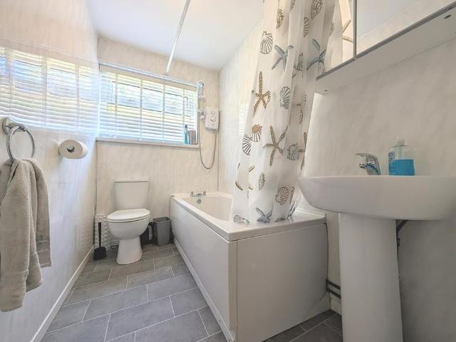 House for rent in Porth, Wales