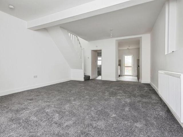 House for rent in Cwm, Wales