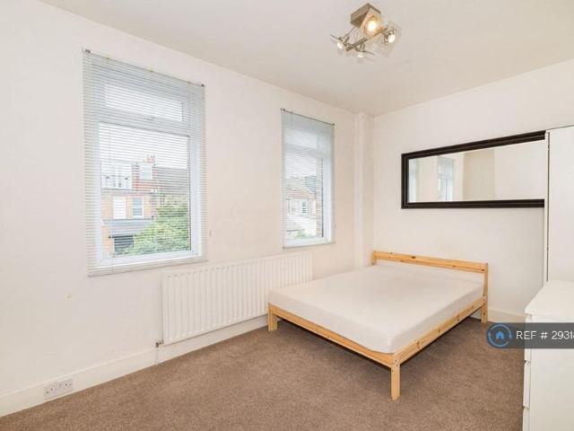 House for rent in London Borough of Merton, Greater London