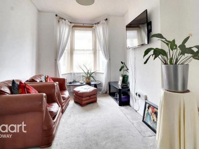 House for rent in Luton, Chatham