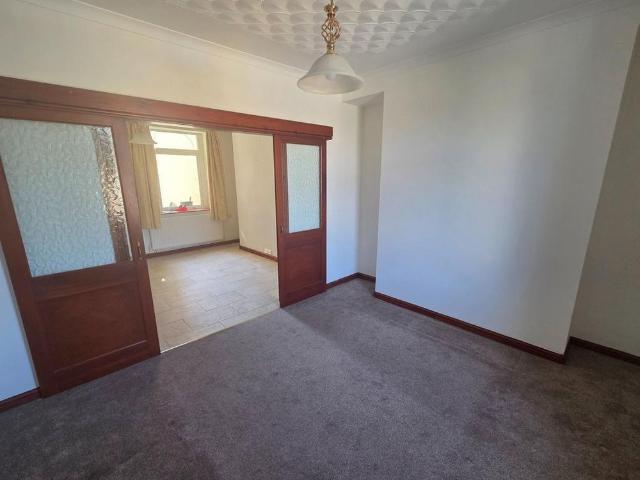 House for rent in Crynant