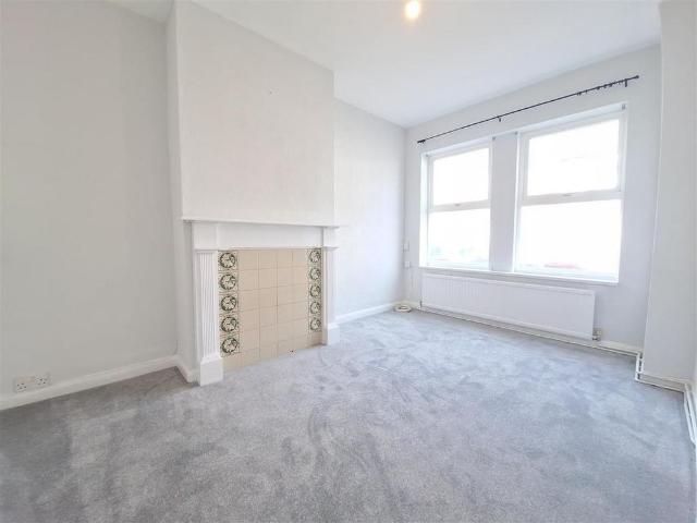 House for rent in Newtown, Reading