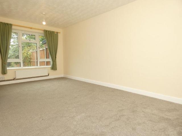 House for rent in Poplars, Shephall