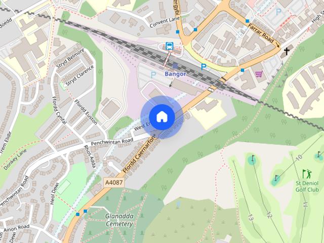 Townhouse for rent in Bangor, Wales