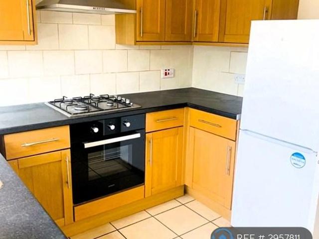 House for rent in Lee Chapel, Essex