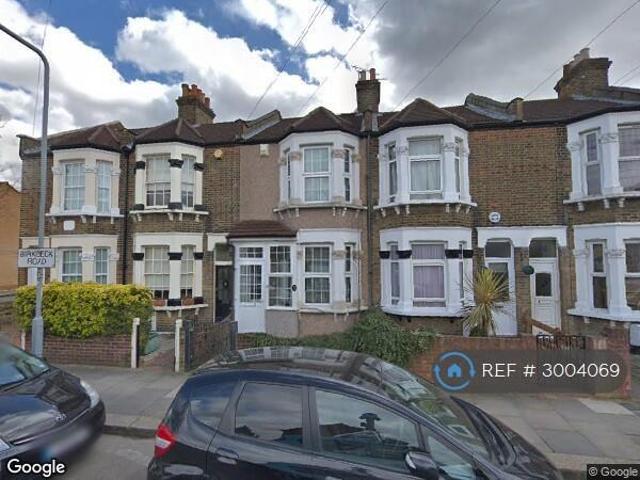 House for rent in Newbury Park, Greater London