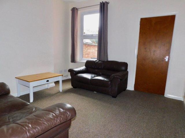 House for rent in Bede Island, Old Wharf