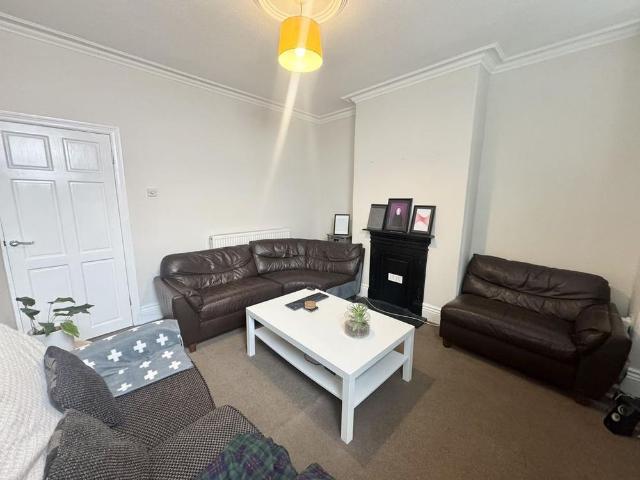 House for rent in Banner Cross, Ecclesall