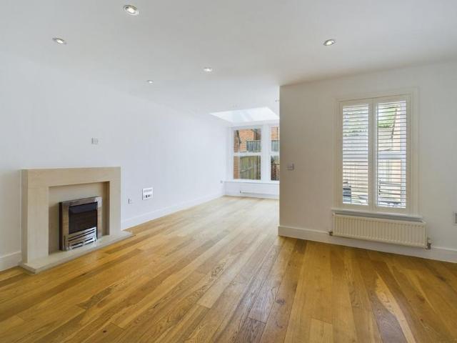 House for rent in Chavey Down, Winkfield