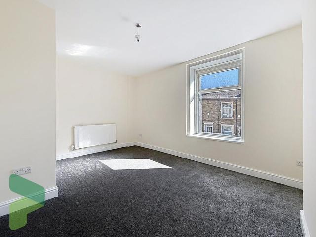 House for rent in Hollins Grove, Darwen