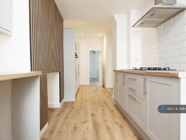 House for rent in Treharris