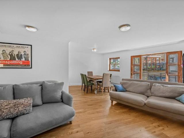 House for rent in London Borough of Lewisham, Greater London