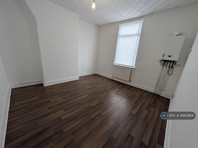 House for rent in Calderstones