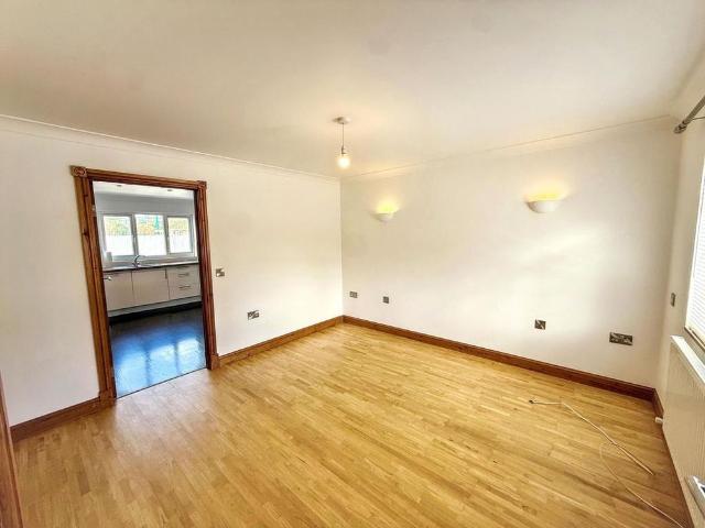 House for rent in Watcombe, Devon and Torbay