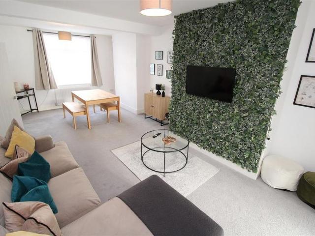 House for rent in Aberfan, Wales
