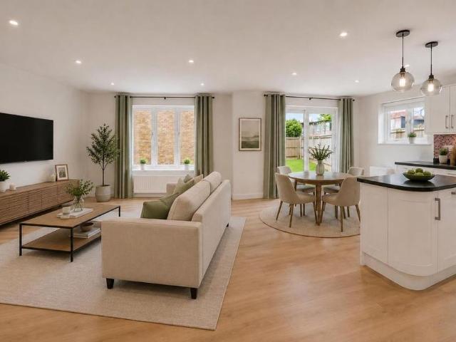 House for rent in London Borough of Hounslow, Greater London