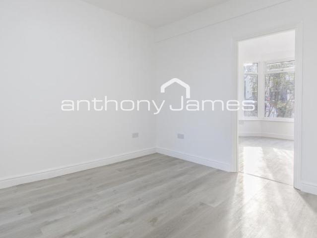 House for rent in New Town, Monks Orchard