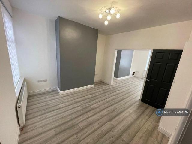 House for rent in Gorse Hill, Trafford Park