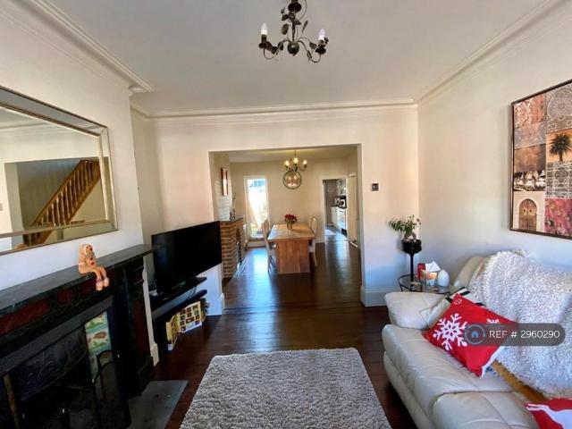 House for rent in Midway, Kent