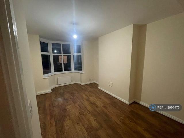 House for rent in The Haulgh, Lee Bank
