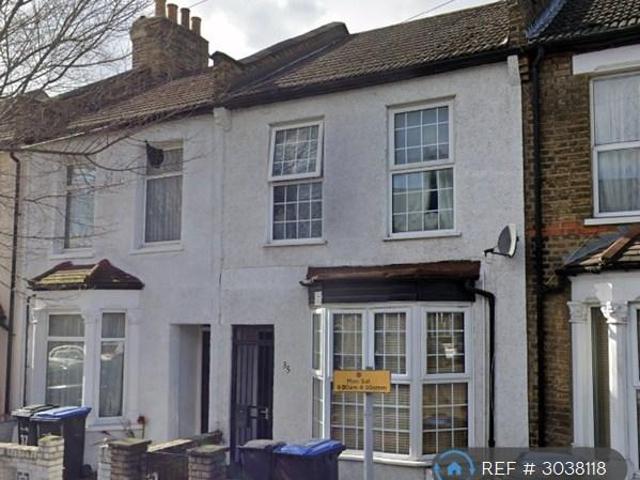 House for rent in Upper Edmonton, Greater London