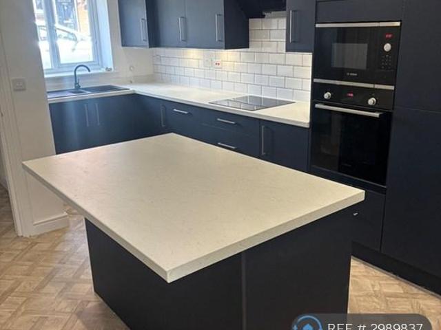 House for rent in Fernhill Gate, Lee Bank