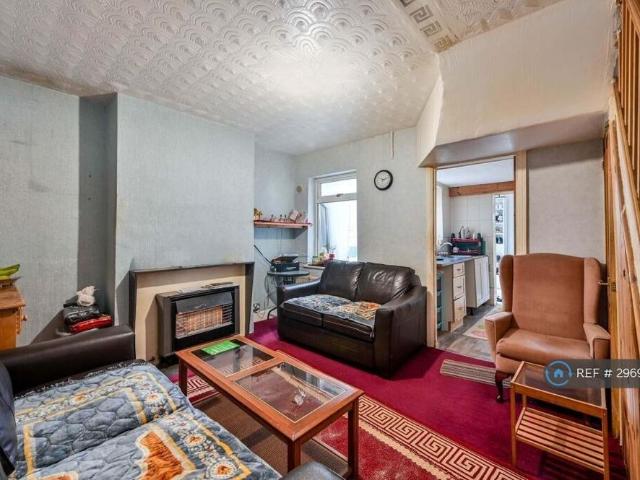 House for rent in Sheerwater, Woking