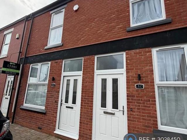 House for rent in Calderstones