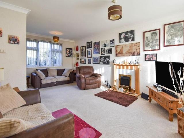 House for rent in Whitefield, Bury