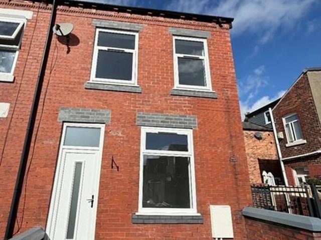 House for rent in Woodhouses, Oldham